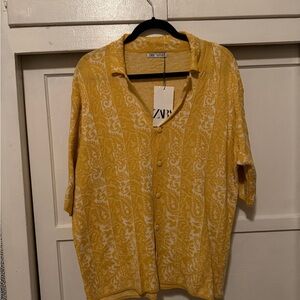 Zara Men's Casual Yellow and White Shirt